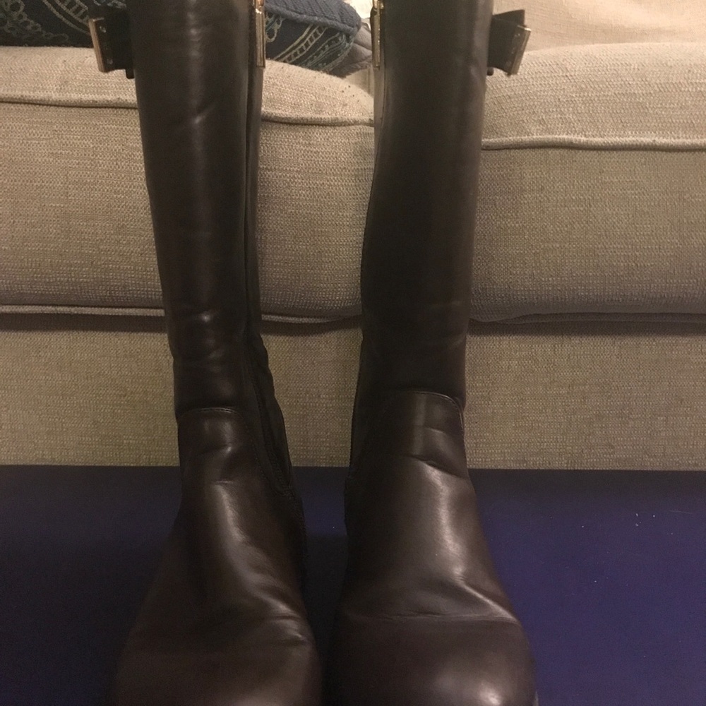 Girls used Michael Kors boots